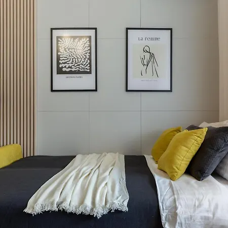 Wonderful 1br By Dambovita River: Old Town Bliss
